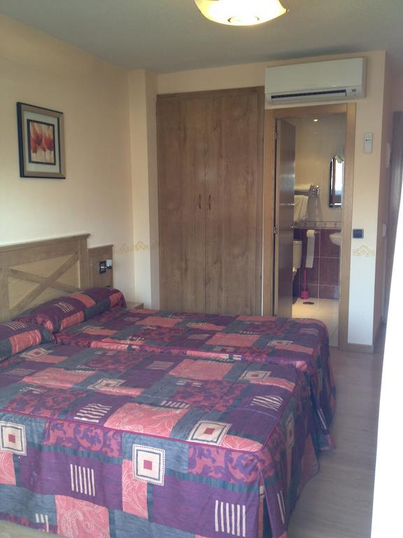 Hotel Don Angel Villanueva de la Cañada Pokój zdjęcie